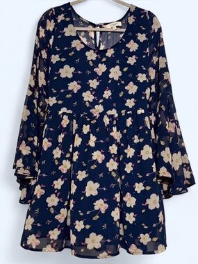 NWOT Umgee Navy Floral Babydoll dress